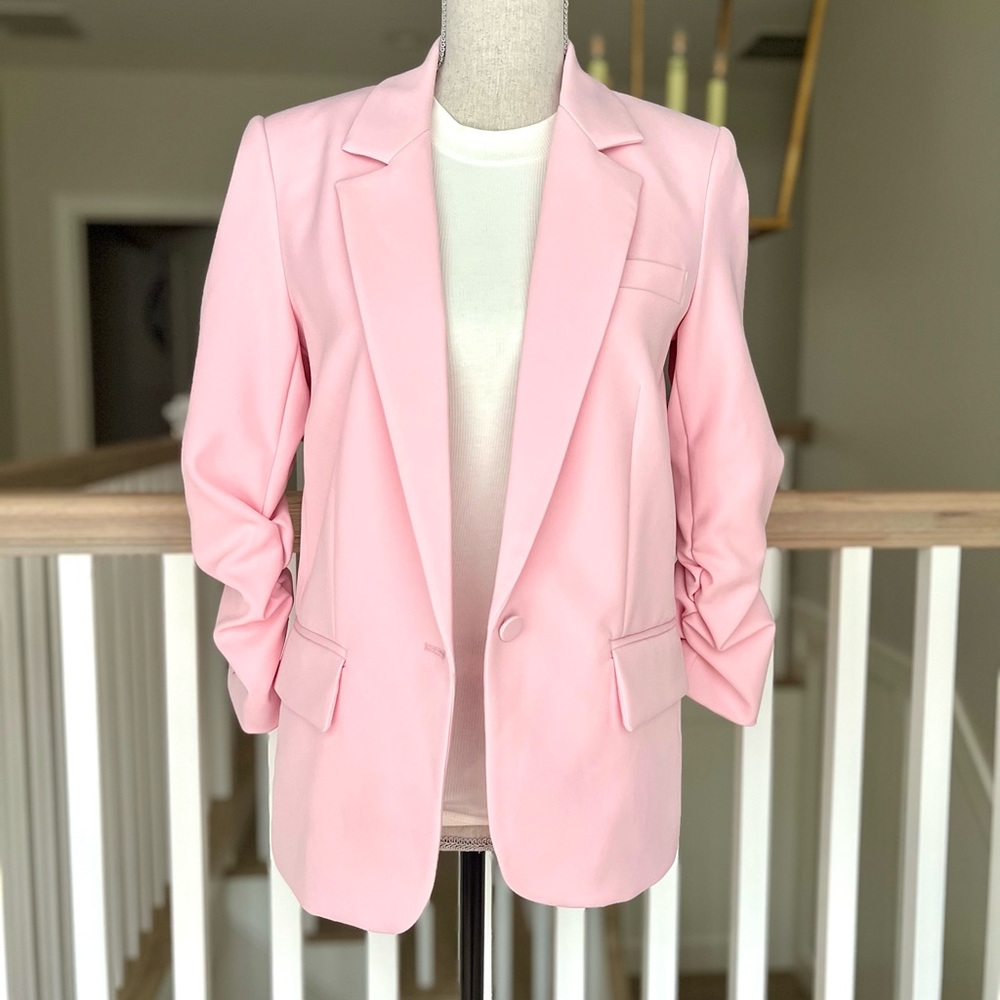 NWT Generation Love Madison Crepe Blazer Size: Medium Color: Pastel Pink